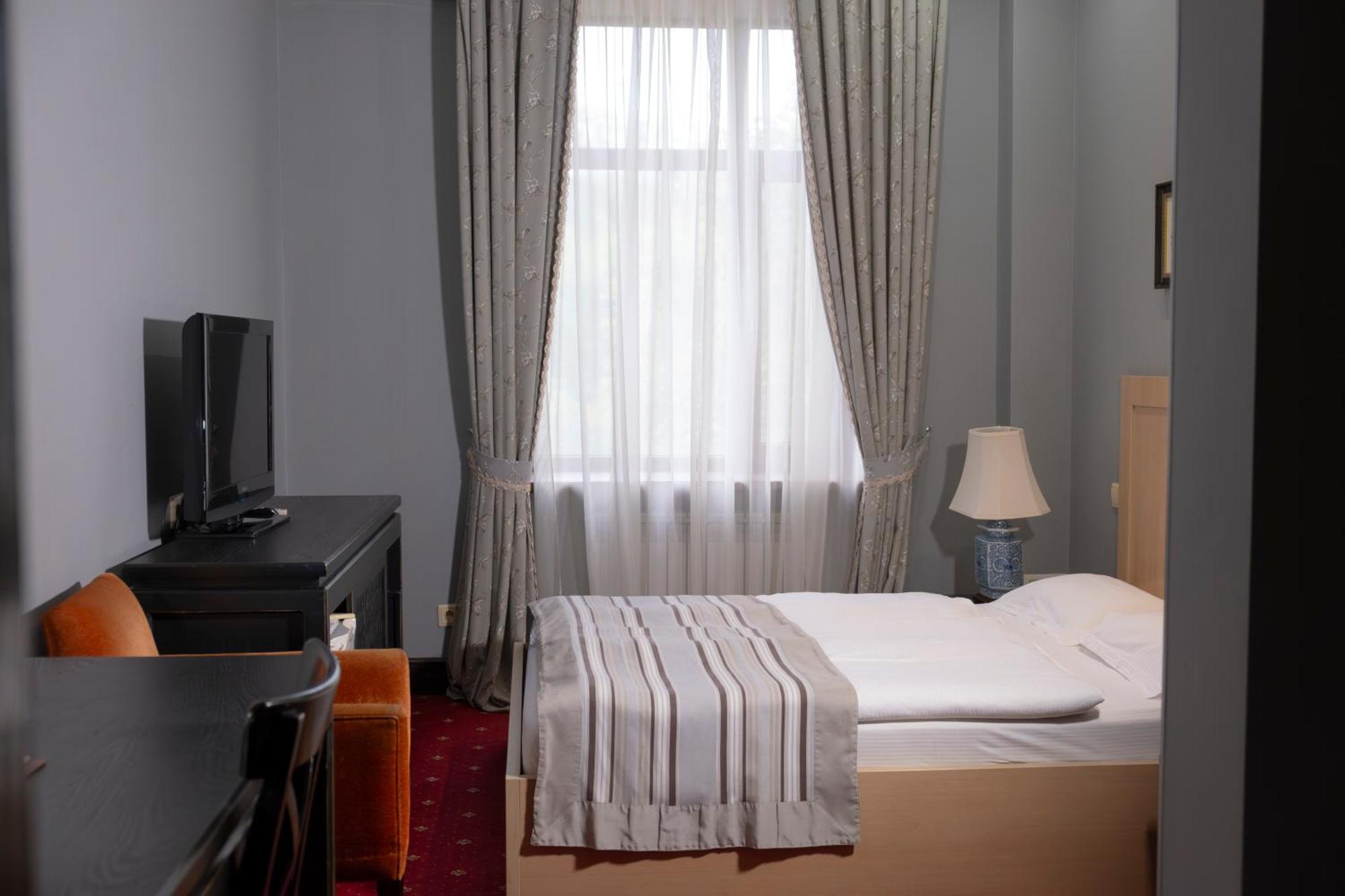 Plaza Hotel Kokčetau Exteriér fotografie